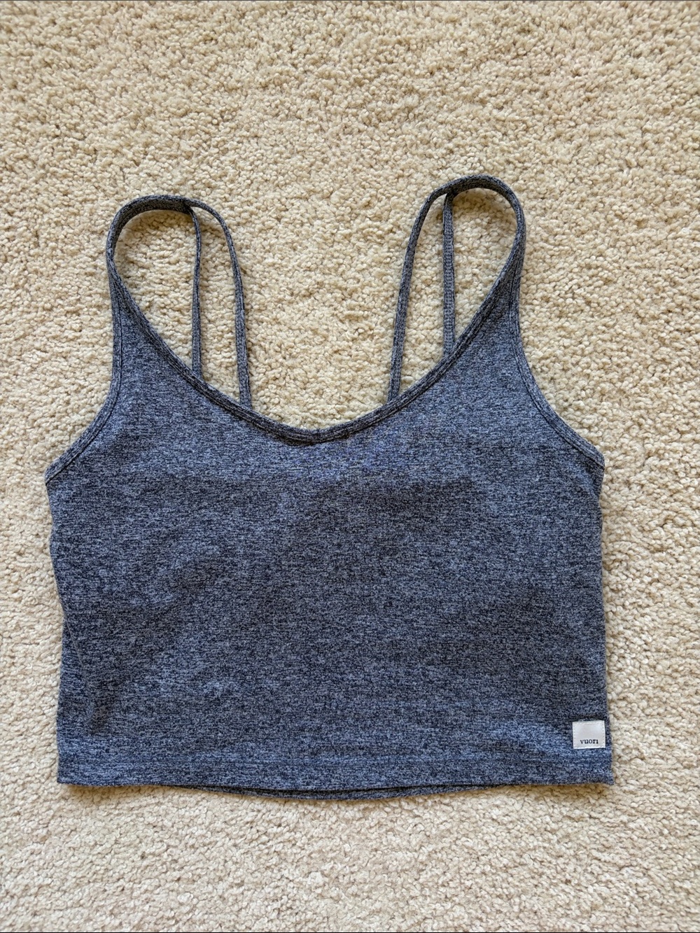 Vuori Women’s Halo Crop in Heather Grey, Size Medium